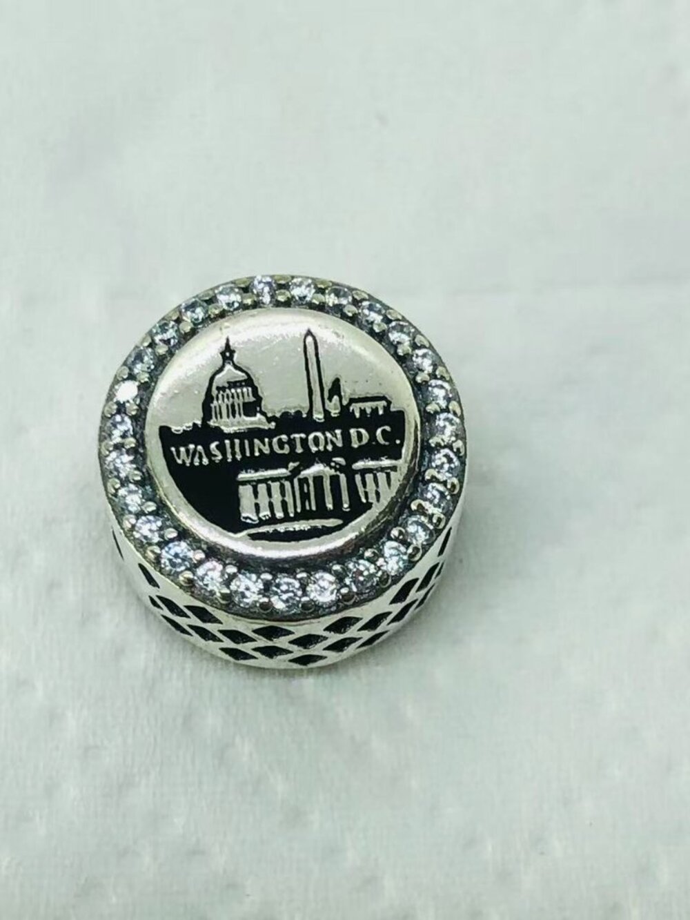 ✨ ✨Pandora WASHINGTON DC Exclusive Bead charm With Gift Box